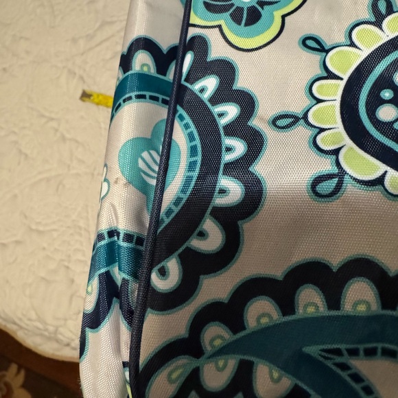 Thirty one True Beauty Bag in Paisley Day - Picture 10 of 10